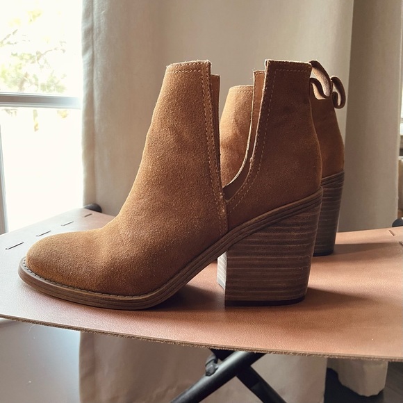 Steve Madden Sharini Shoes - Picture 7 of 10